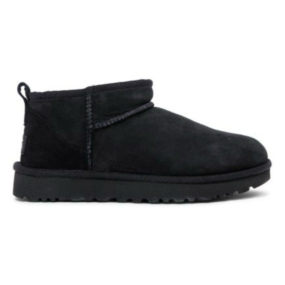 Ugg women’s ultra mini boots black size 8